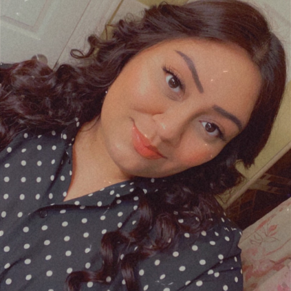 Meet your Posher, Ana